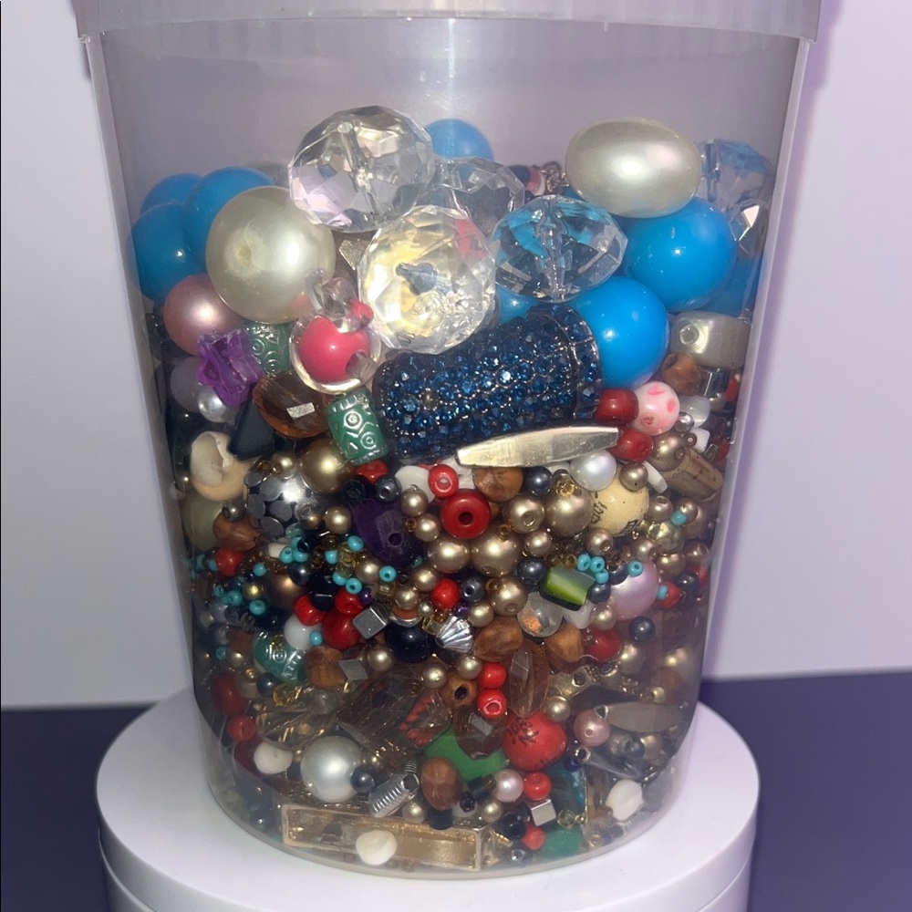 Mixed Bead Collection - Picture 4 of 6